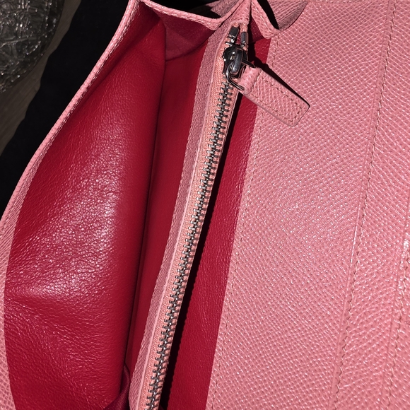 Bulgari Pink Textured Wallet - Picture 6 of 9